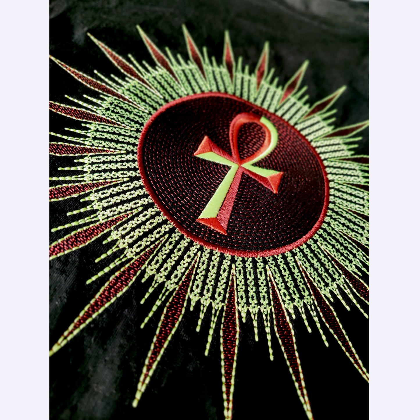 T-shirt Brodée Ankh Sun