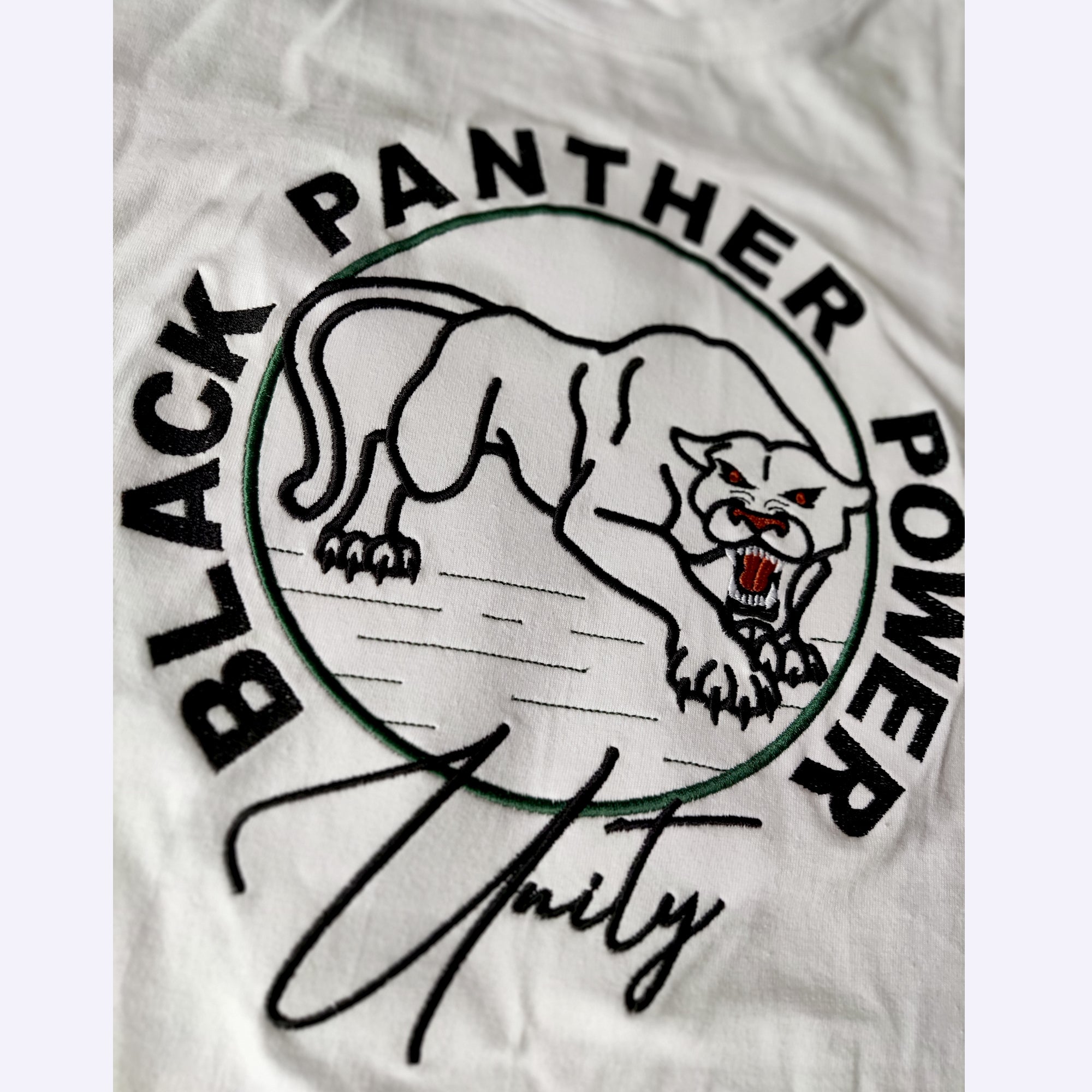T-shirt Brodée Black Panther