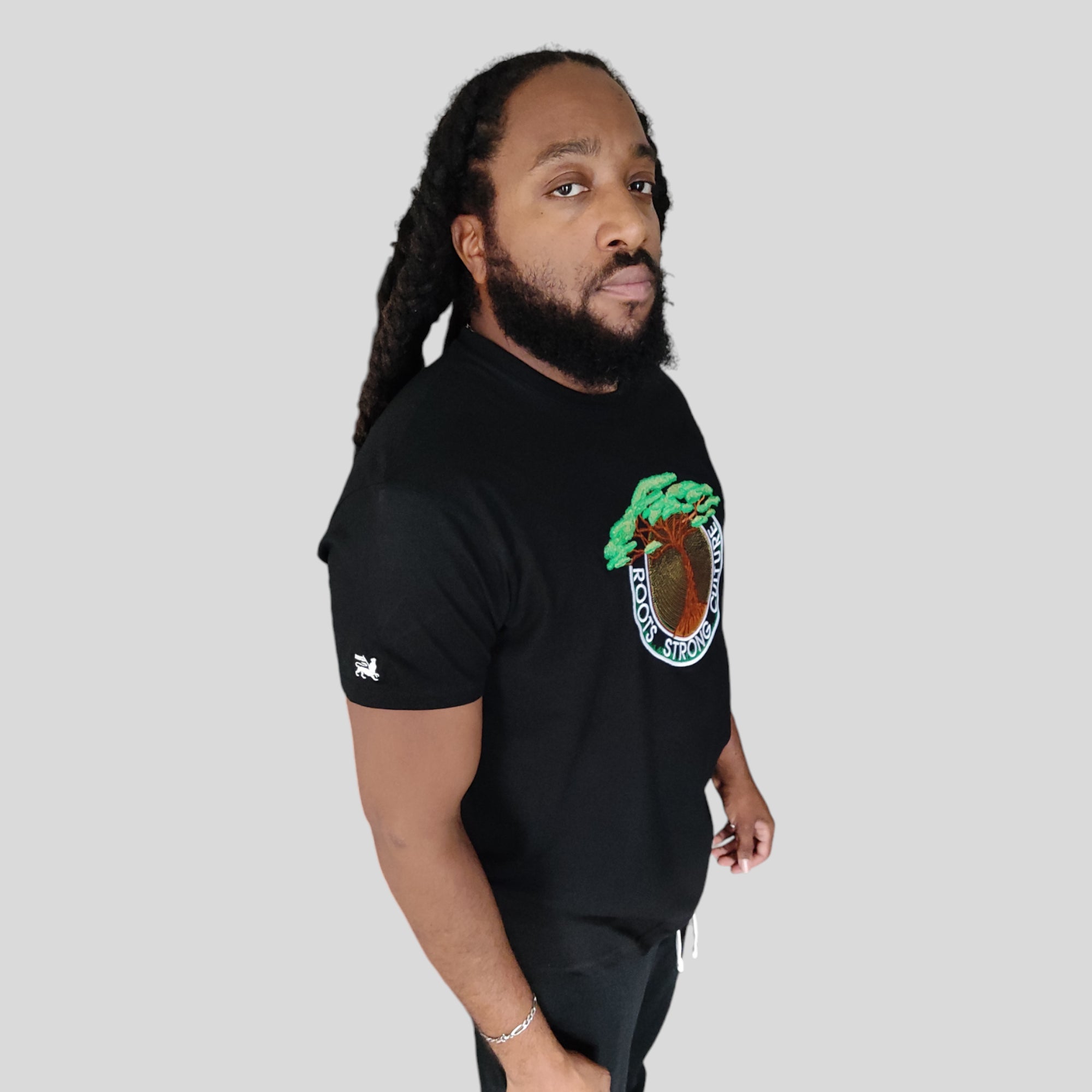 T-shirt Roots Strong Culture